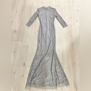 Women’s lulus grey lace maxi dress